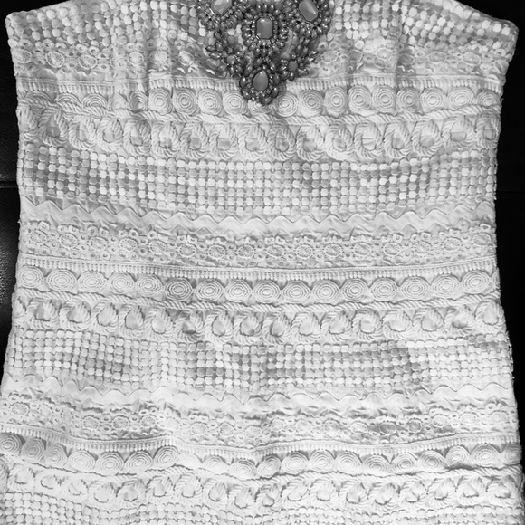 Lilly Pulitzer White Lace Strapless Dress - Picture 2 of 5